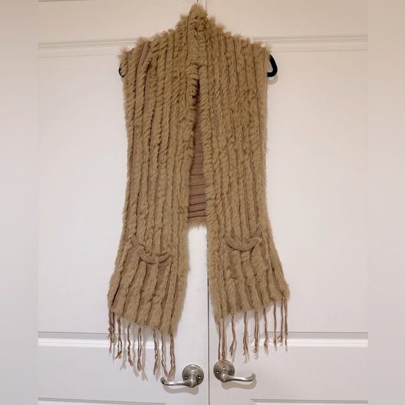 Sisters rabbit fur fringe knit vest size S - Picture 1 of 7